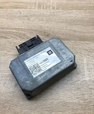 Opel Astra K Voltage converter/converter module 13513595