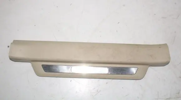 Lexus RX 450H Front sill trim cover 6791048060