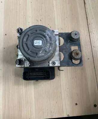 Opel Vivaro ABS Pump 476607609R 93868515