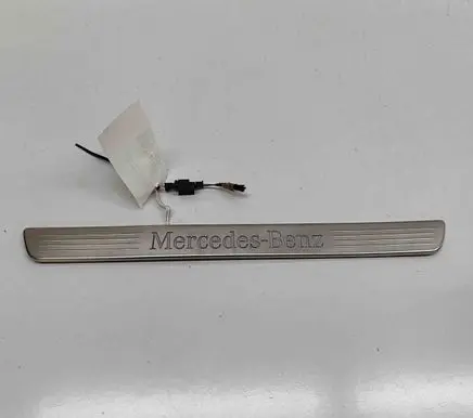 Mercedes-Benz ML W166 Front sill trim cover A1666802235 A1666801335