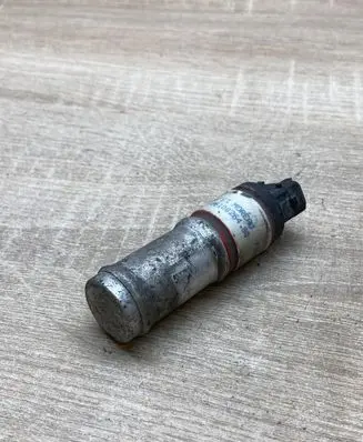 Peugeot 405 Fuel pump relay 9610026480