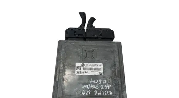 Volkswagen Golf VI Engine control unit/module 03L907425C 5WP42692AA 03L906023MM