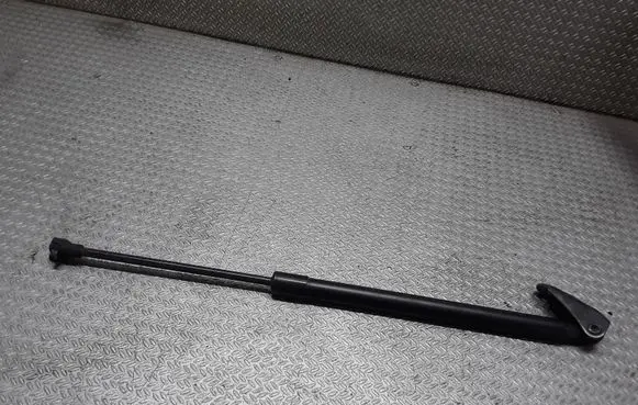 Toyota Verso Tailgate/trunk strut/damper