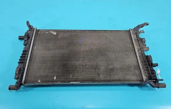 Renault Megane III Coolant radiator 735607 IMPRK1503807