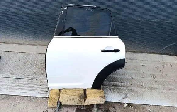 Mini Cooper Countryman F60 Rear door 