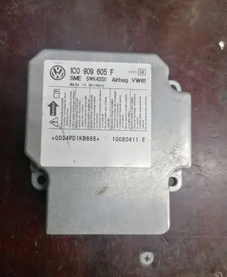 Volkswagen Polo IV 9N3 Airbag control unit/module 1C0909605F