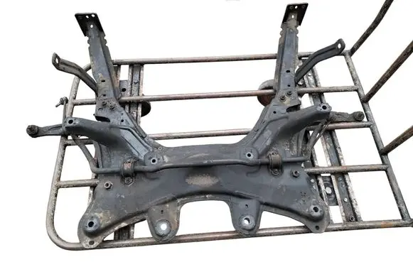 Fiat 500 Front axle beam brak