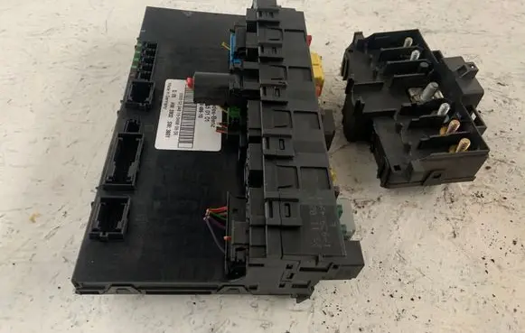 Mercedes-Benz CLK A209 C209 Fuse box set