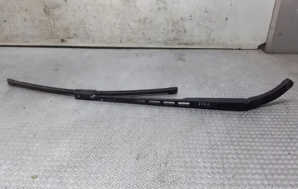 Audi A6 Allroad C6 Windshield/front glass wiper blade 