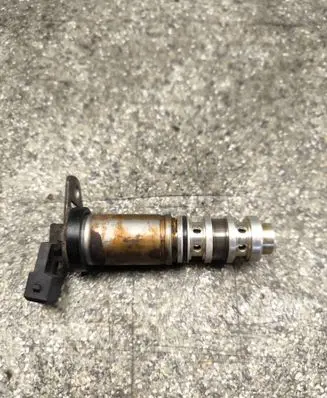 BMW 1 E81 E87 Camshaft vanos timing valve PA66TGF65