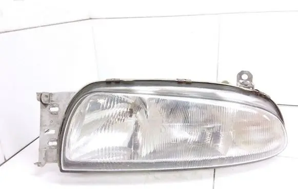 Ford Fiesta Headlight/headlamp 301049201