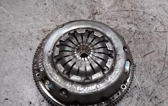 Skoda Octavia Mk2 (1Z) Clutch set kit R030105271D BV7036141032 036141026