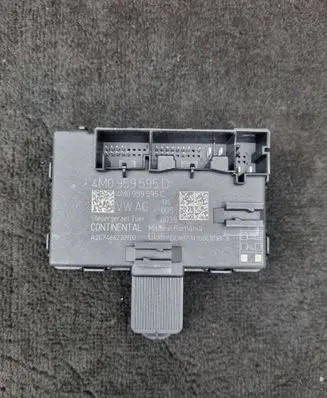 Audi Q7 4M Door control unit/module 4M0959595D 4M0959595C