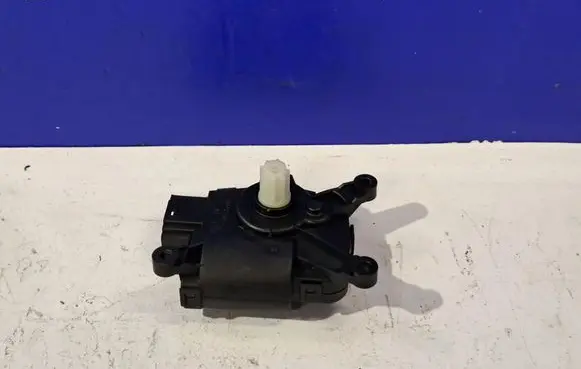 Polestar 2 A/C air flow flap actuator/motor 32226714