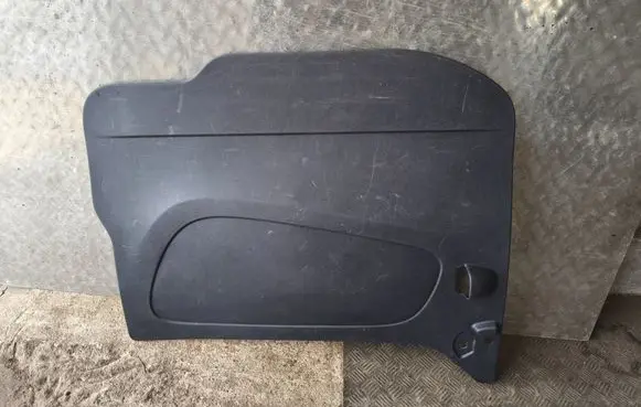 Renault Trafic III (X82) Sliding door card 93868253 829A06559R