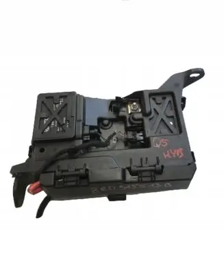 Audi A4 S4 B8 8K Battery control module 8R0915513B 8R0937517