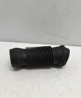 Peugeot 208 I Air intake duct part 9684577280