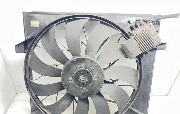 Mercedes-Benz ML W163 Electric radiator cooling fan A1635000293
