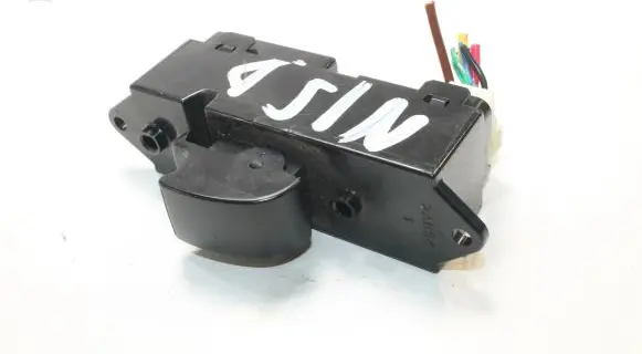 Mitsubishi Outlander Electric window control switch 8608A062