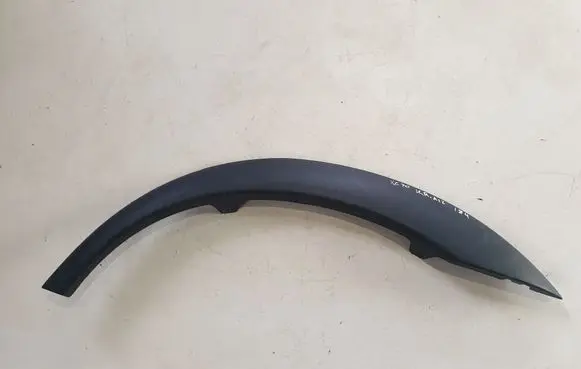 Volvo XC70 Rear fender molding trim 30678045