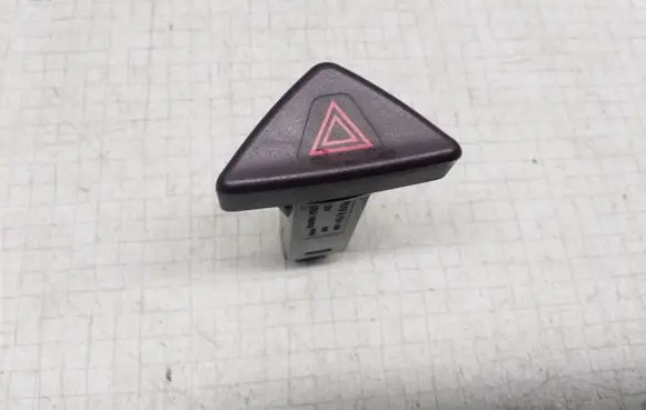 Volvo V70 Hazard light switch 9441045 VOLVO4970