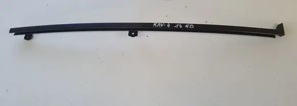 Toyota RAV 4 (XA40) Rear door windshield rail 