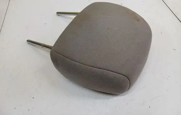 Ford Fusion Front seat headrest 