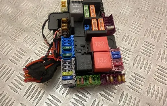 Mercedes-Benz GLC X253 C253 Fuse module A2059068501