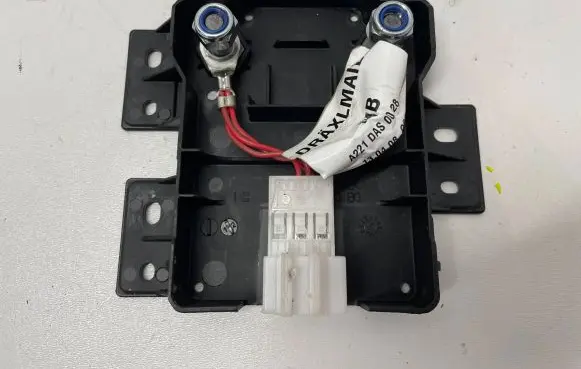 Mercedes-Benz GLE (W166 - C292) Battery relay fuse A221DAS0028