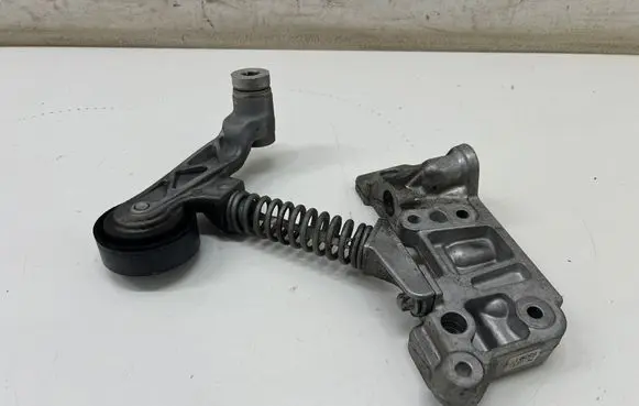 Mercedes-Benz GLA W156 X156 Generator/alternator belt tensioner A6512200607 A6512000570