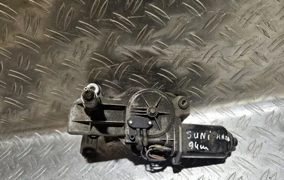 Nissan Sunny Rear window wiper motor 2871051000 RW210