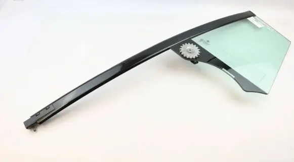 BMW 5 GT F07 Rear vent window glass 7197885