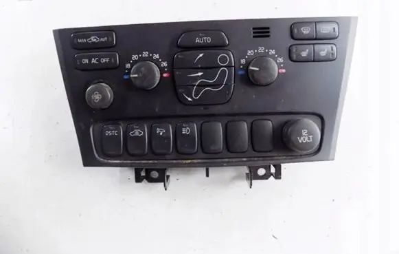 Volvo V70 Climate control unit 8691876