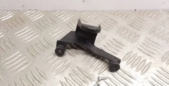 Headlight/headlamp mounting bracket