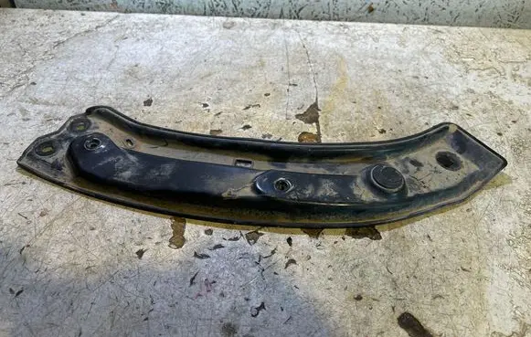 Audi Q3 8U Headlight/headlamp mounting bracket 8U0805931 140616HBP0 E051001210004