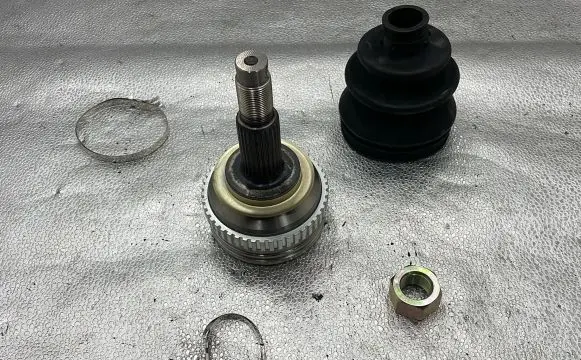 Chrysler Voyager Driveshaft outer CV joint G1Y001PC 4808883