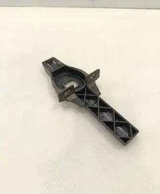 Radiator mount bracket