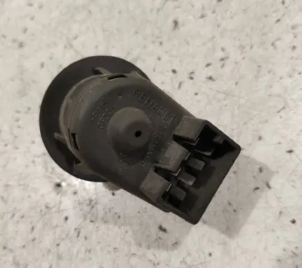 Renault Scenic I Wing mirror control module 7700432971C