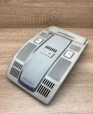 Audi A6 S6 C6 4F Front seat light 4F0947135J