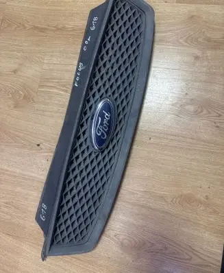 Ford Focus Front bumper upper radiator grill FD3201A FD3201AAC
