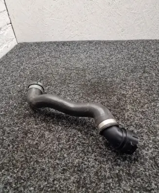 Mercedes-Benz GLC X253 C253 Engine coolant pipe/hose A2535019582