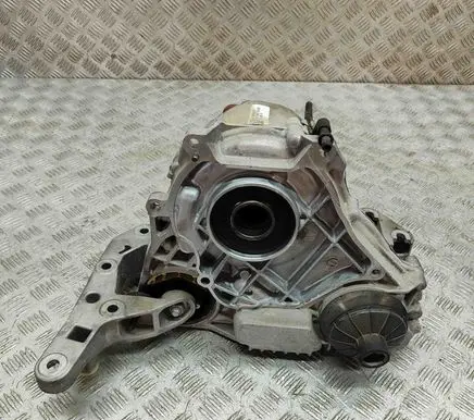Gearbox transfer box case