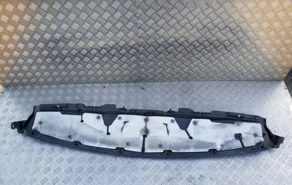 Opel Vivaro Other engine bay part
