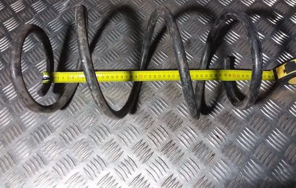Chrysler Voyager Front coil spring