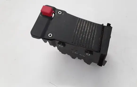Volvo S90, V90 Battery bracket 31479621