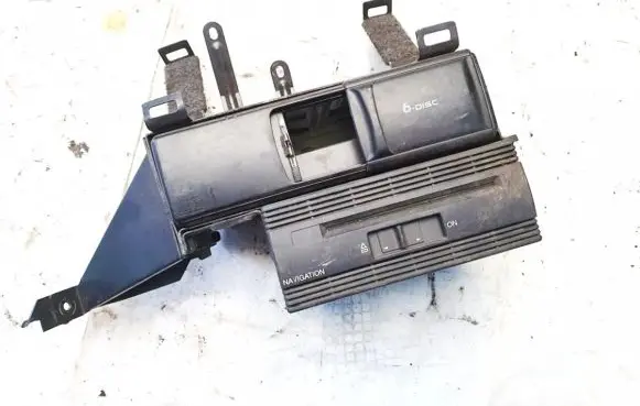 Audi A6 S6 C5 4B CD/DVD changer 4b0035111