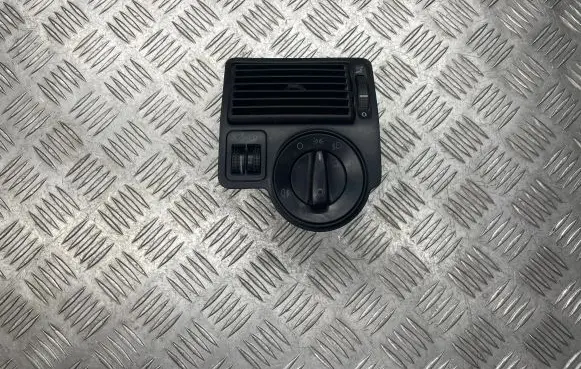 Volkswagen Golf IV Light switch 1J1815715A