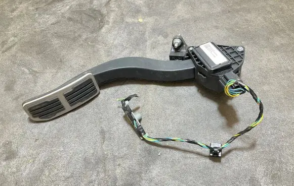 Land Rover Range Rover Velar Accelerator throttle pedal J8A29F836AB C1822141114 C1812005951