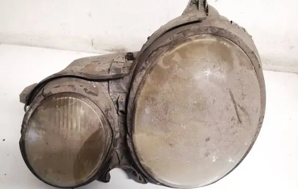 Mercedes-Benz E W210 Headlight/headlamp 15060700 150607-00