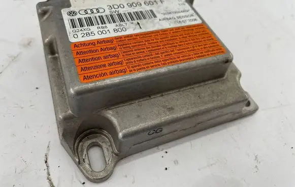 Volkswagen Touareg I Airbag control unit/module 3D0909601F 0285001800 003810G24XG